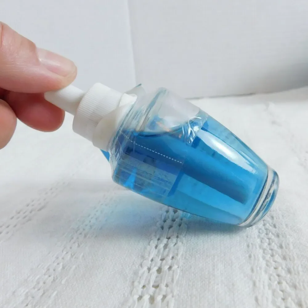 Bath & Body Works Blueberry Sugar Wallflower Fragrance Refill Bulb 0.8 oz NEW - Picture 2 of 5